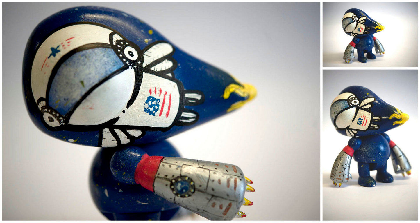 Diggaz designertoy (2005)